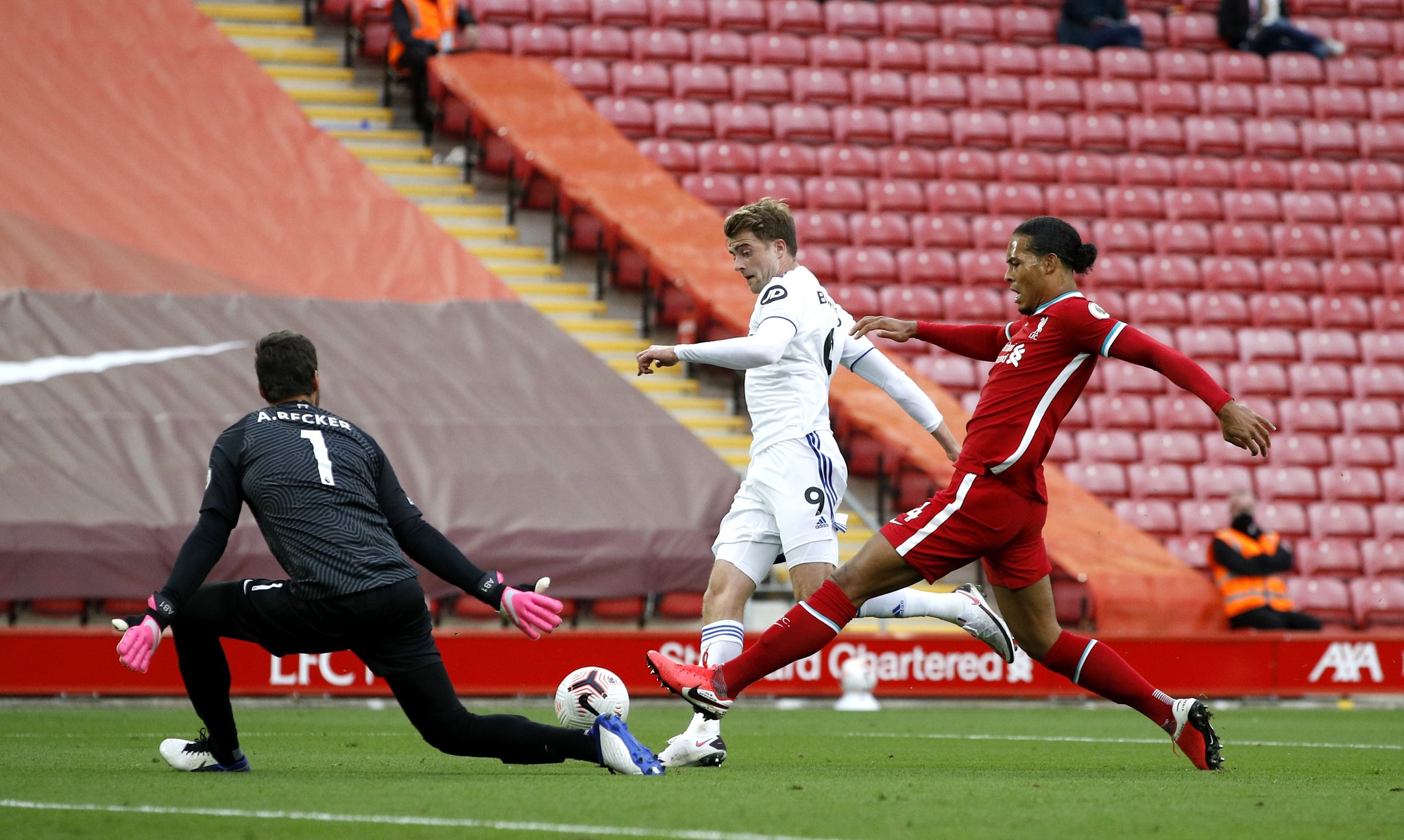 尤其是善于 尤其是善于